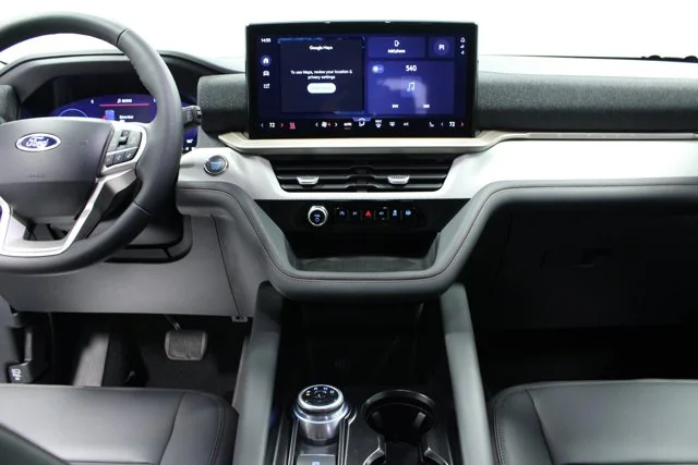 New 2026 Space White Metallic Ford Active image 43