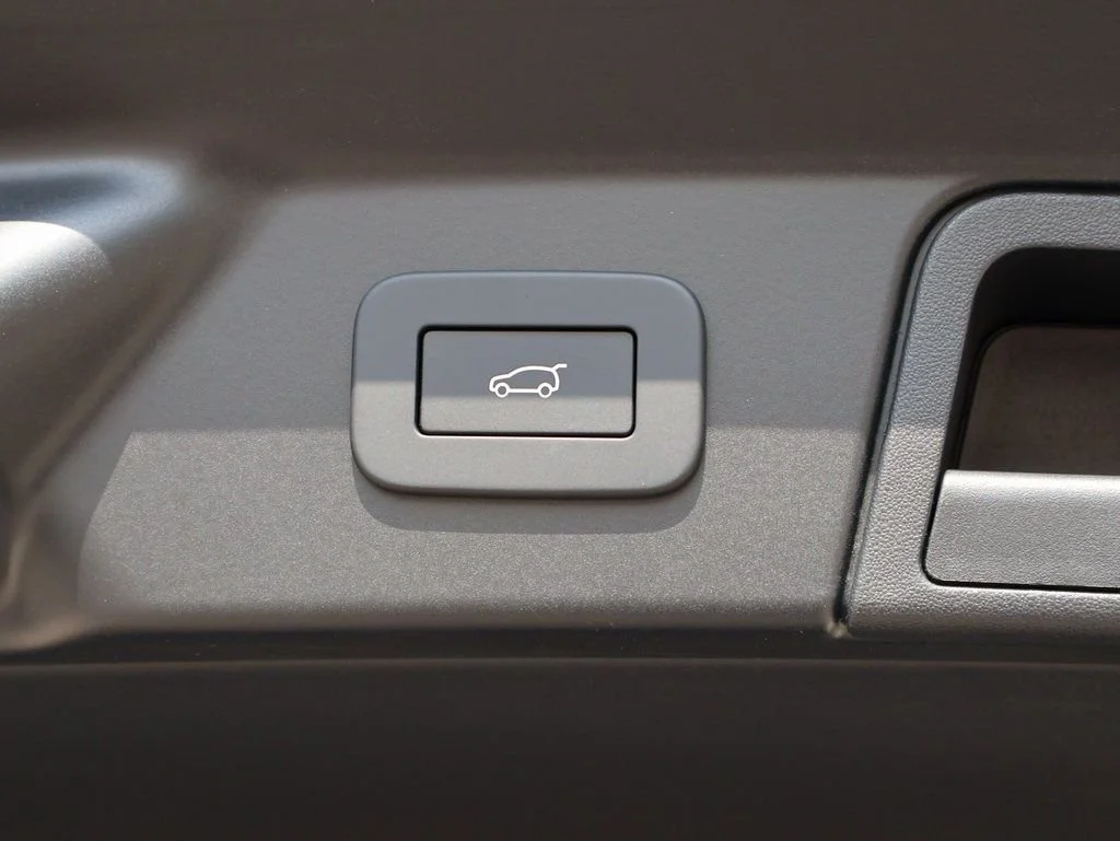 2026 Land Rover Range Rover Velar Dynamic SE - Photo 17