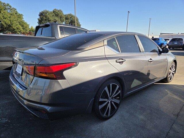 Used 2021 Gun Metallic Nissan 2.5 SR image 3