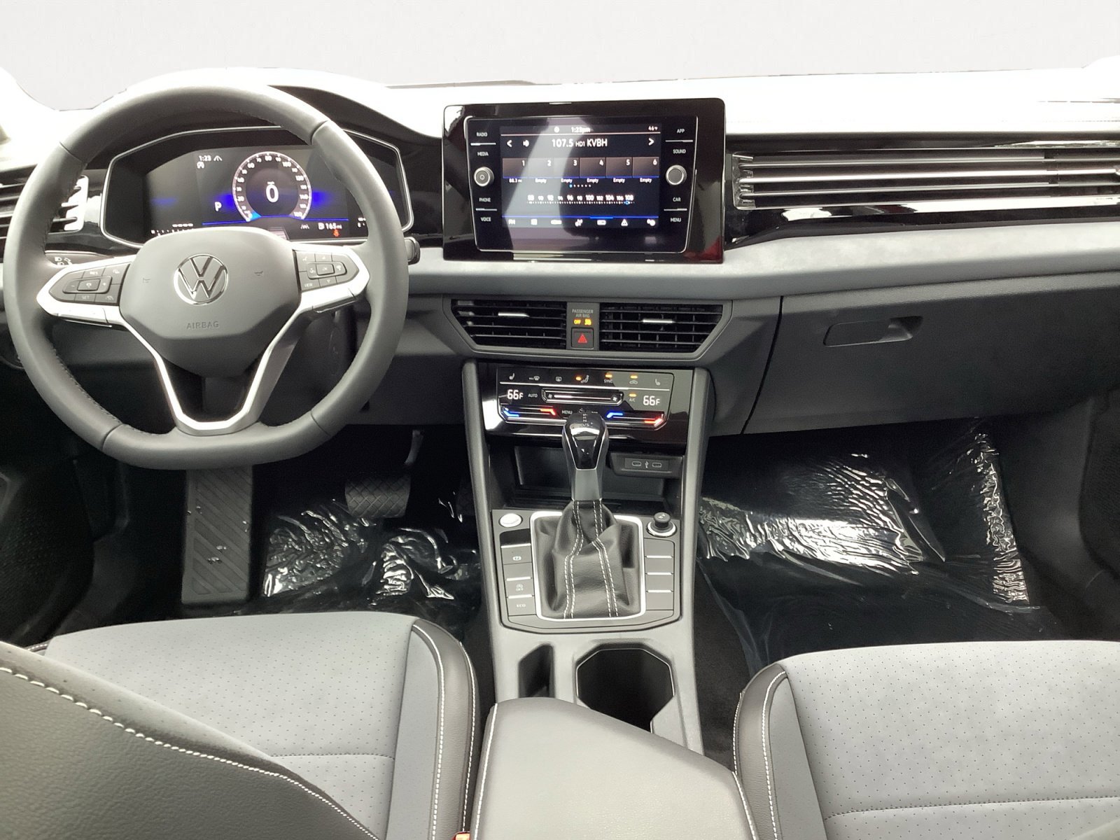 New 2026 Opal White Pearl Volkswagen SE image 14