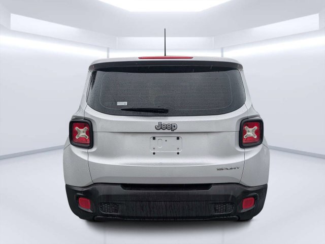 Used 2015 Silver Jeep Sport image 4