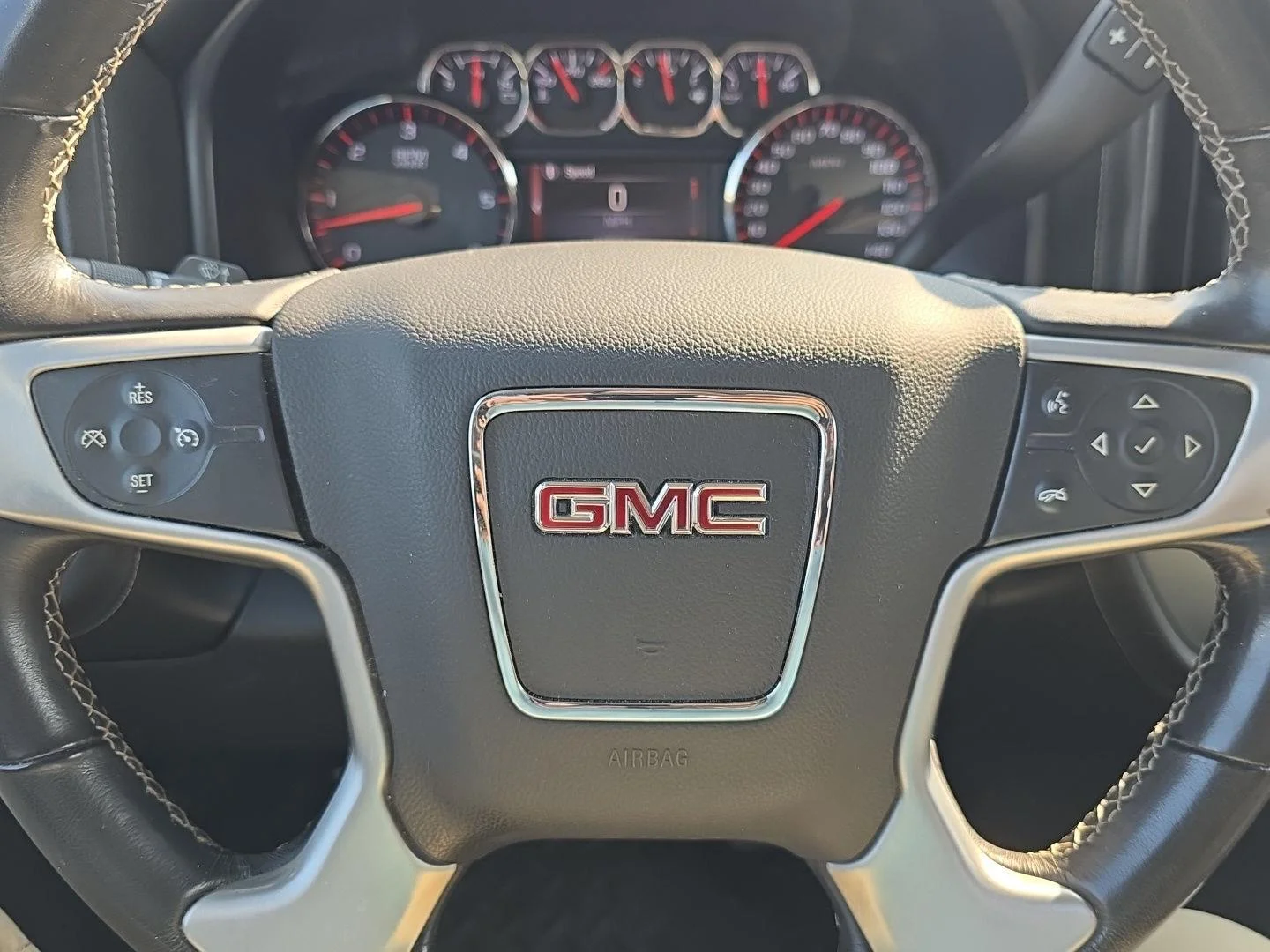 Used 2015 Summit White GMC SLE image 13