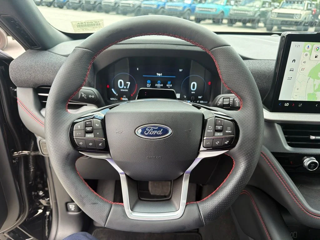 Certified Used 2026 Agate Black Metallic Ford ST-Line image 21
