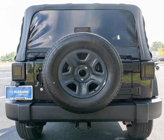 Used 2016 Black Jeep Sport image 7