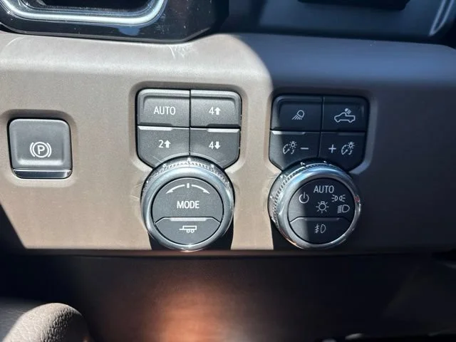 Used 2025 Titanium Rush Metallic GMC Denali image 13