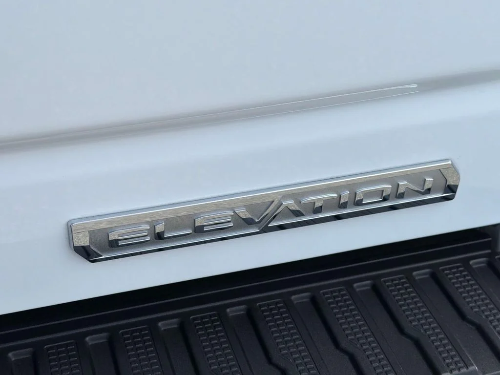 Used 2023 Summit White GMC Elevation image 10