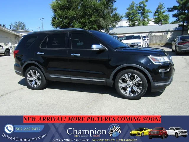 Used 2018 Black Ford Platinum image 3