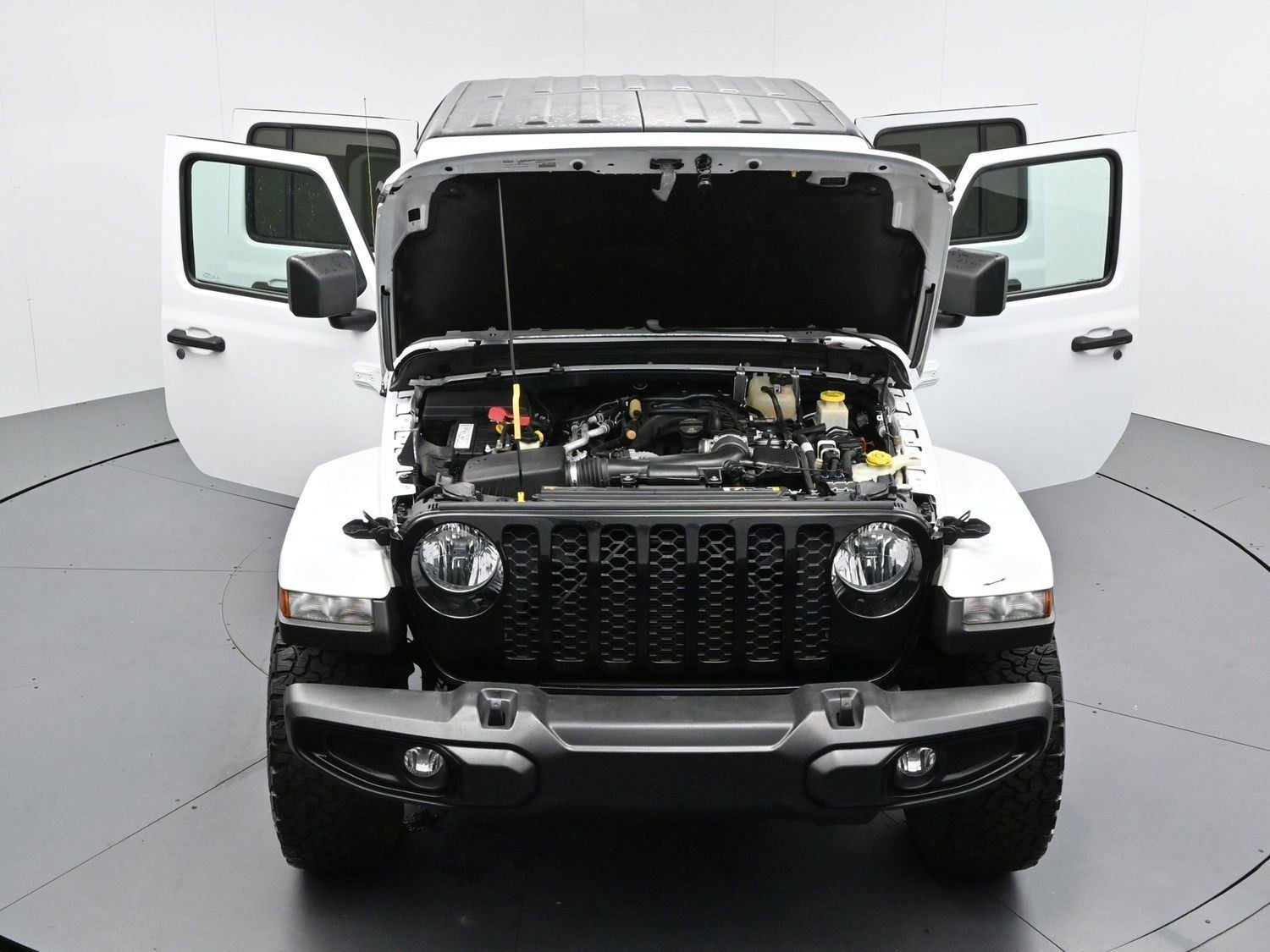 Used 2022 White Jeep Willys image 38