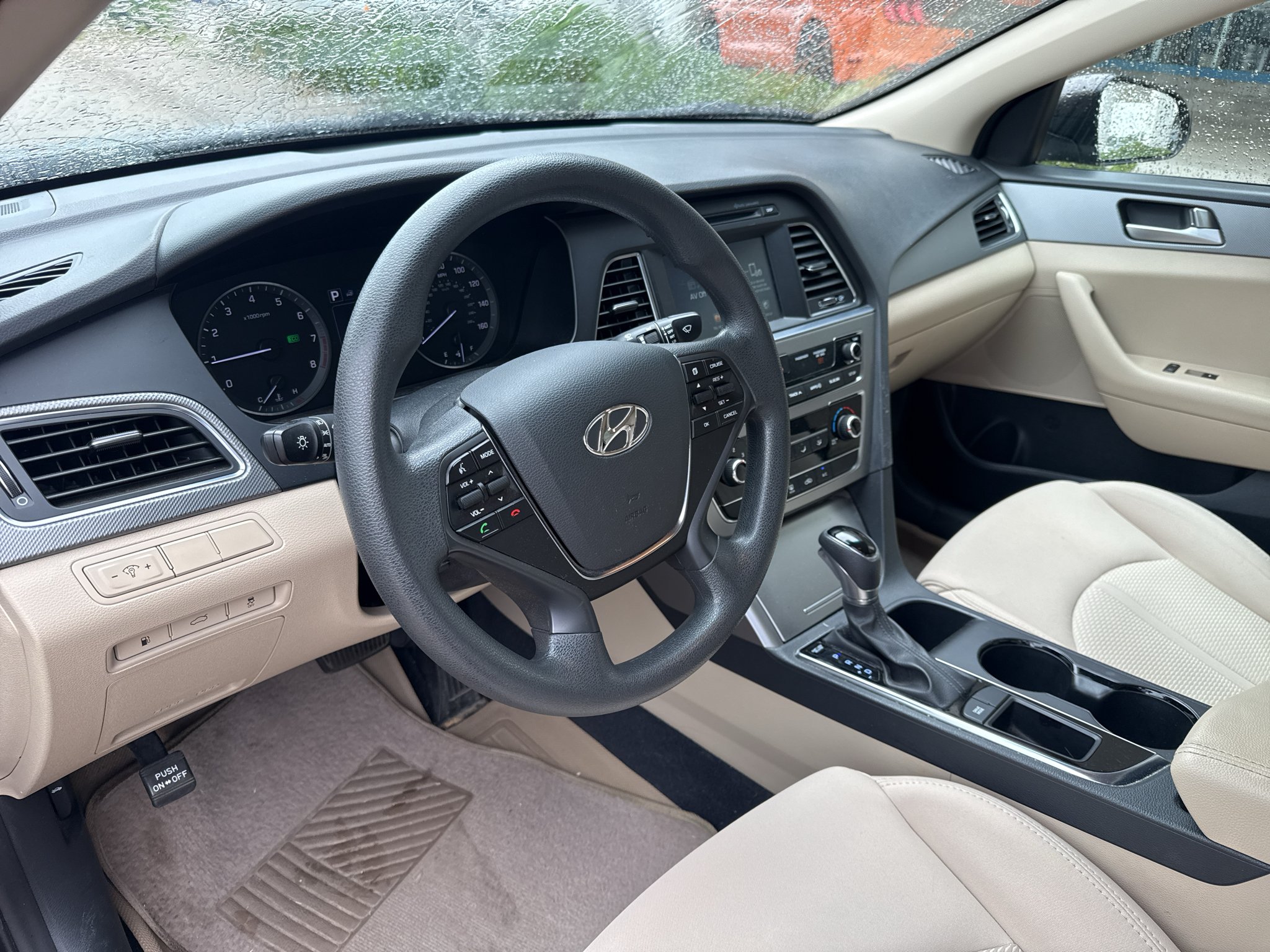 Used 2016 Dark Truffle Hyundai 2.4L SE image 10