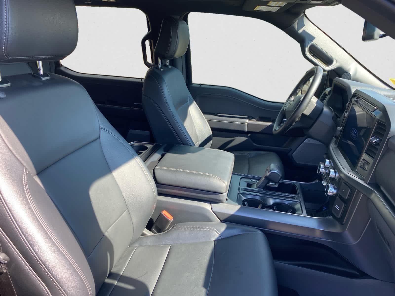 Used 2024 Antimatter Blue Ford XLT image 21