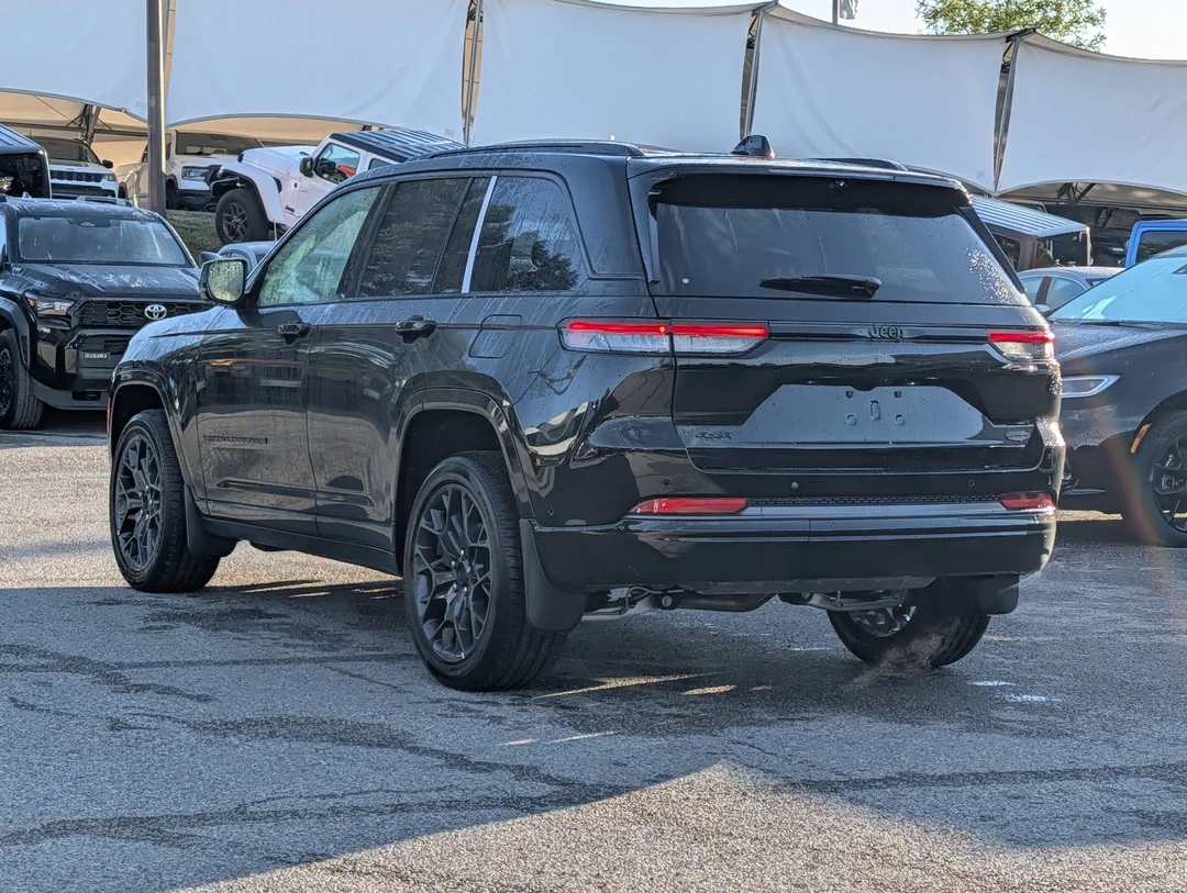 New 2026 Black Jeep Summit - - 4x4 - Advanced ProTech Group IV - Palermo Leather Seats - Head-Up Display & More! image 6
