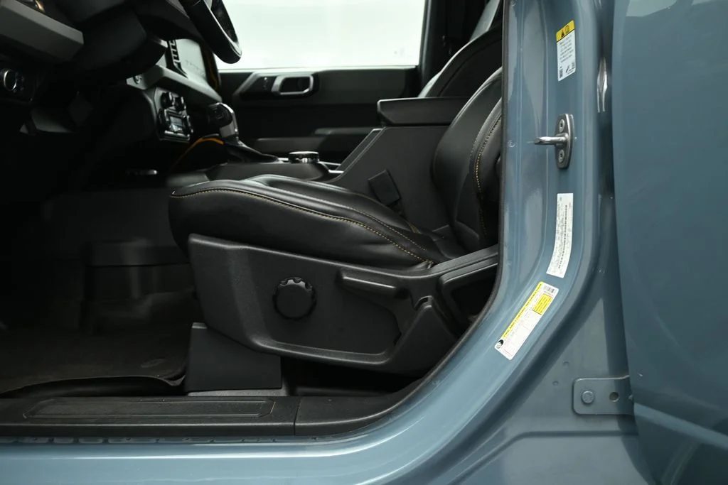 Used 2021 Blue Ford Badlands image 8