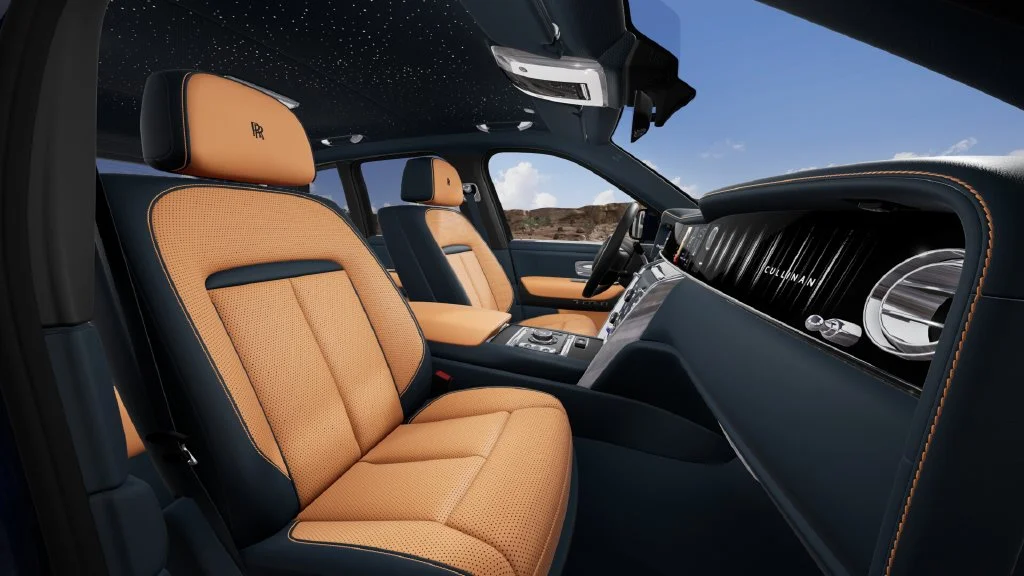 New 2027 Blue Rolls-Royce  image 6