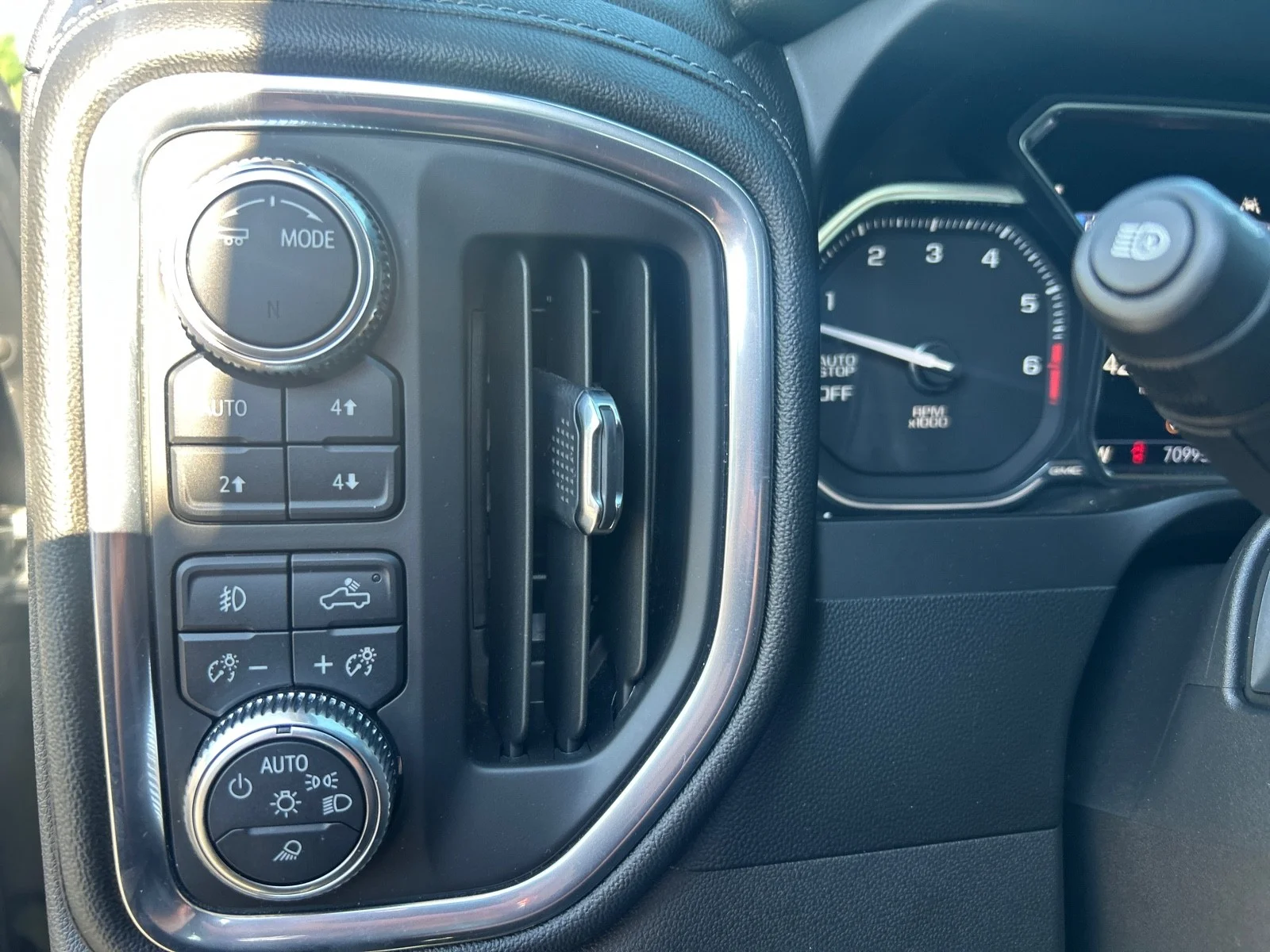 Used 2020 Gray GMC Denali image 13