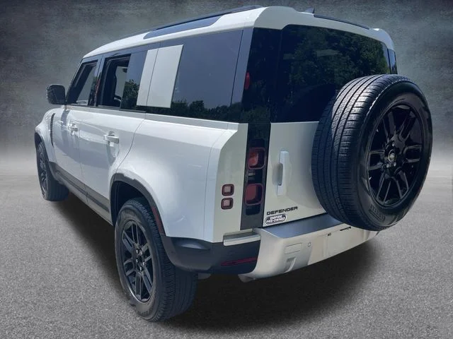 2025 Land Rover Defender S - Photo 9