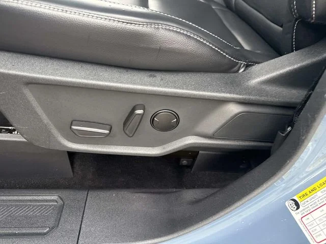 Used 2025 Gray Ford Outer Banks image 23