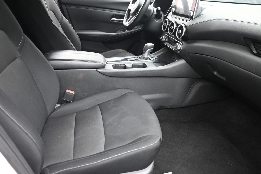 Used 2025 White Nissan SV image 9