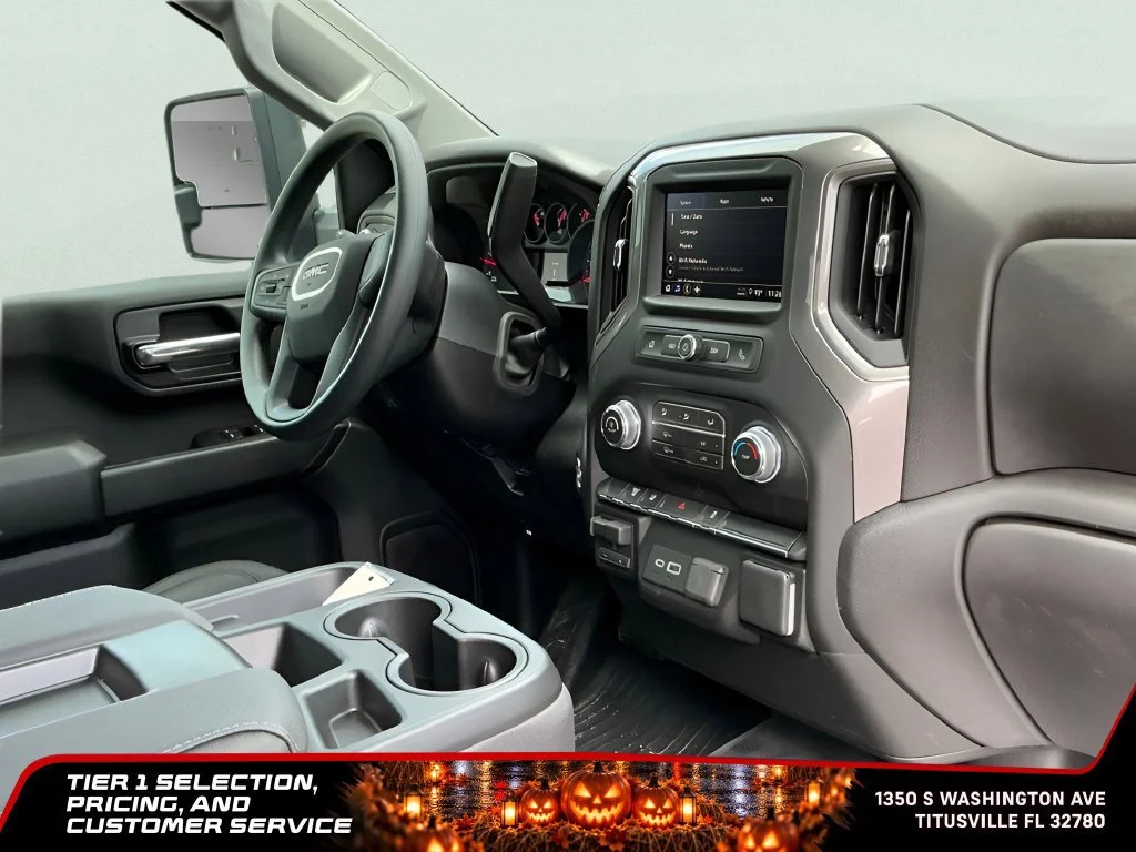 New 2026 Summit White GMC Pro image 9