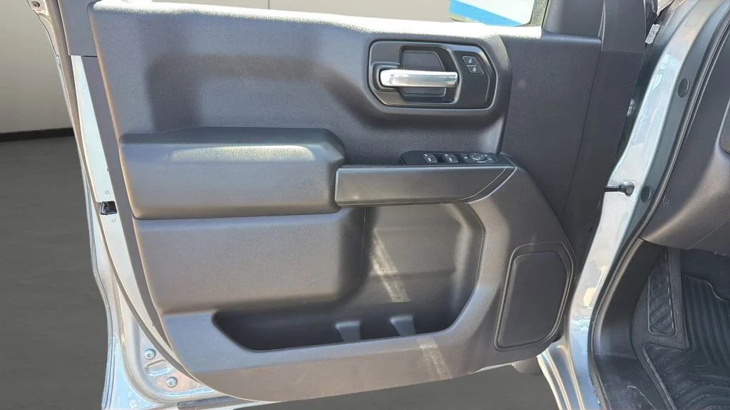 Used 2024 Gray Chevrolet Custom image 15