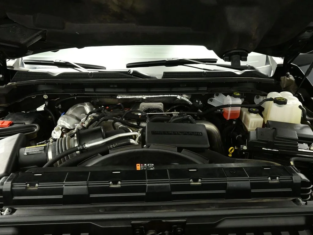 Used 2024 Onyx Black GMC AT4 image 24
