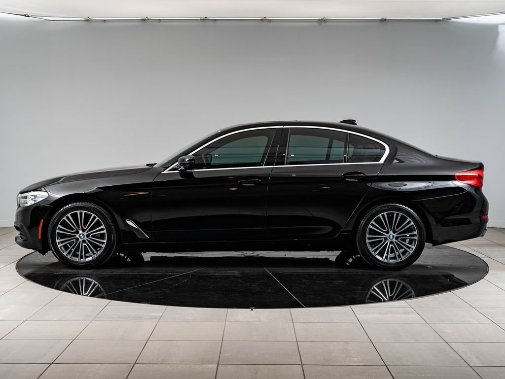 Used 2019 Jet Black BMW 540i image 5
