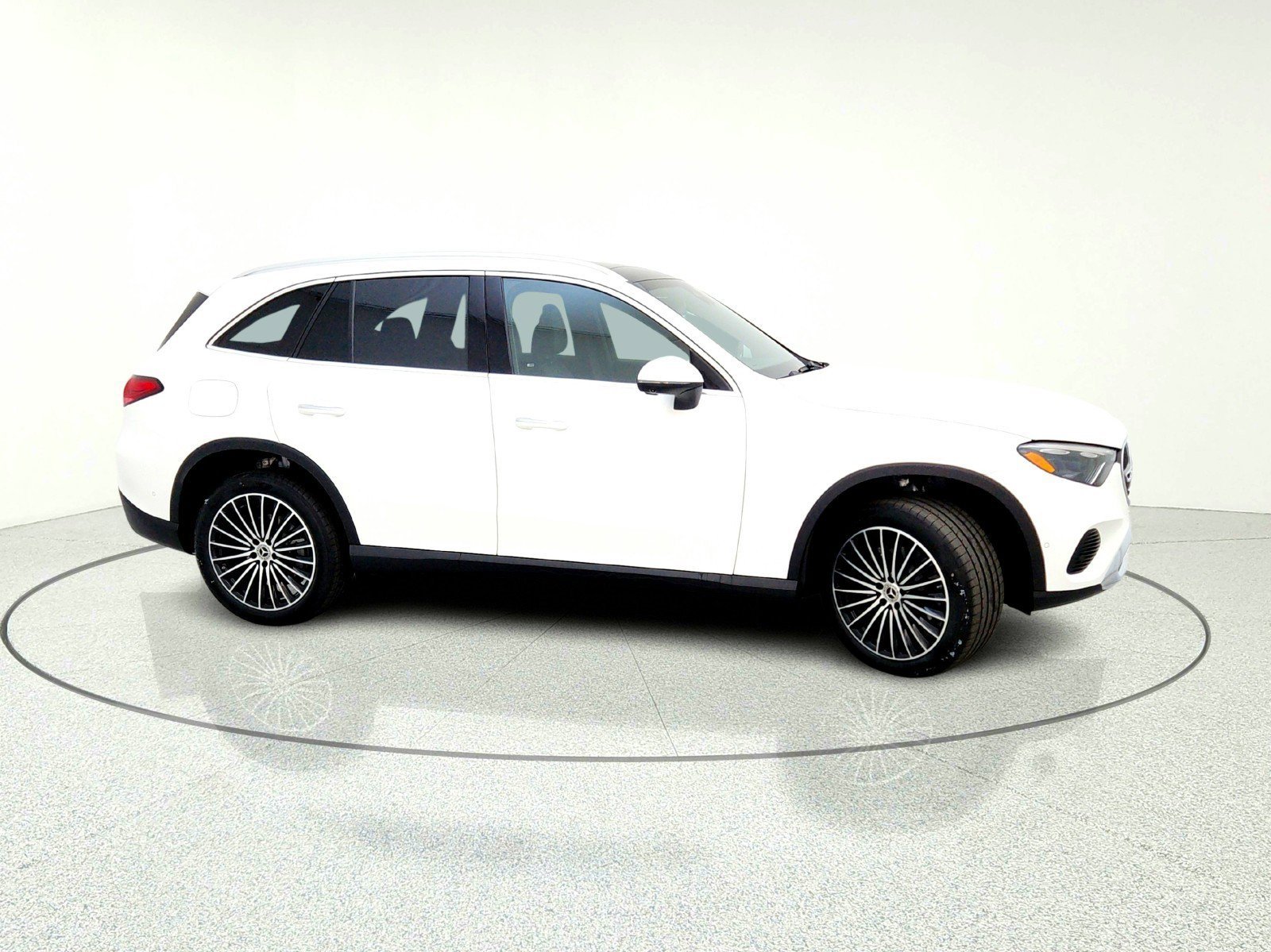 New 2026 Polar White Mercedes-Benz GLC 300 SUV image 29