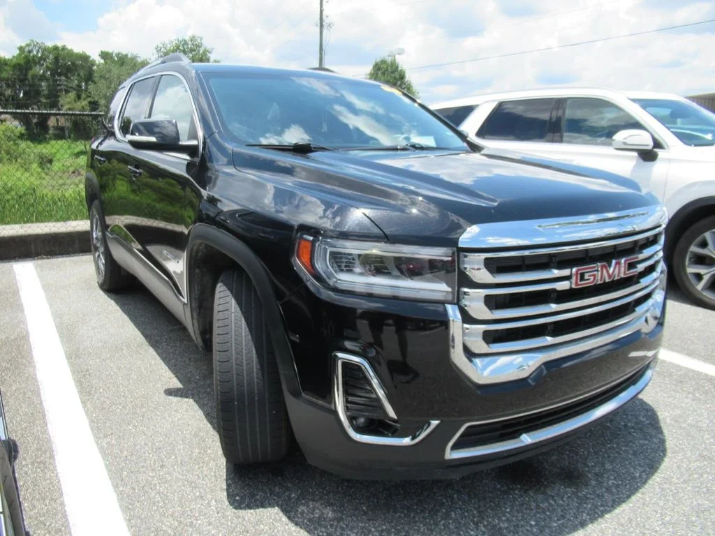 Used 2023 Black GMC SLT image 1