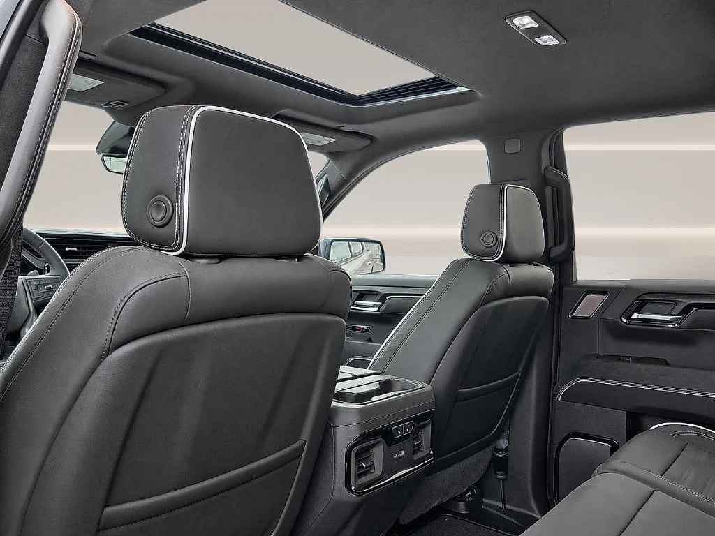 2026 GMC Sierra 1500 AT4X - Photo 11