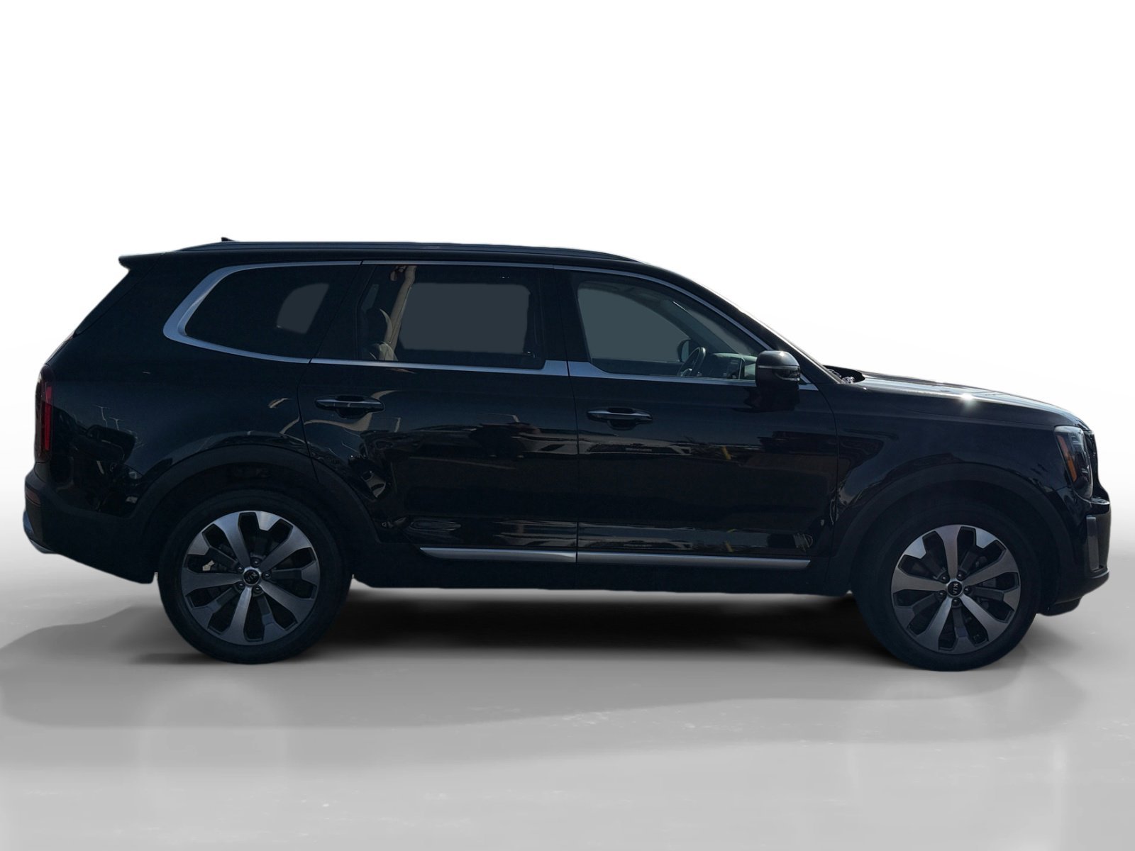 Used 2021 Ebony Black Kia S image 6
