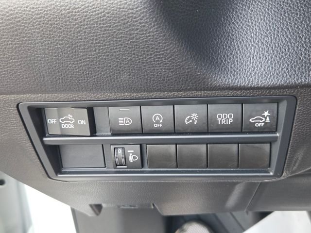 Used 2024 White Toyota SR5 image 25