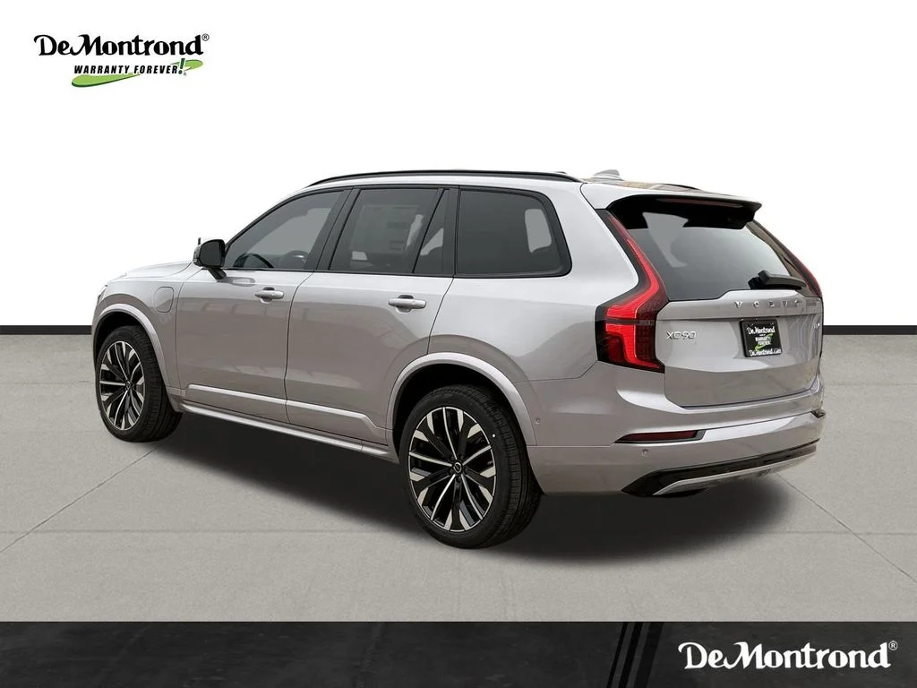 New 2026 Aurora Silver Volvo Ultra image 7