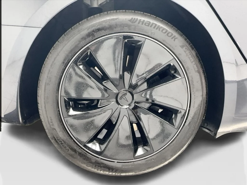 Used 2025 Black Tesla Long Range image 37