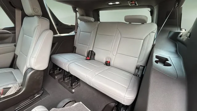 Used 2023 Summit White Chevrolet Z71 image 34