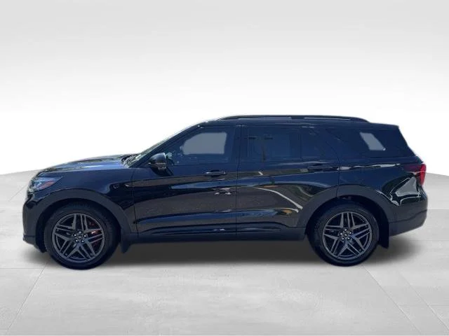 Used 2025 Black Ford ST image 4