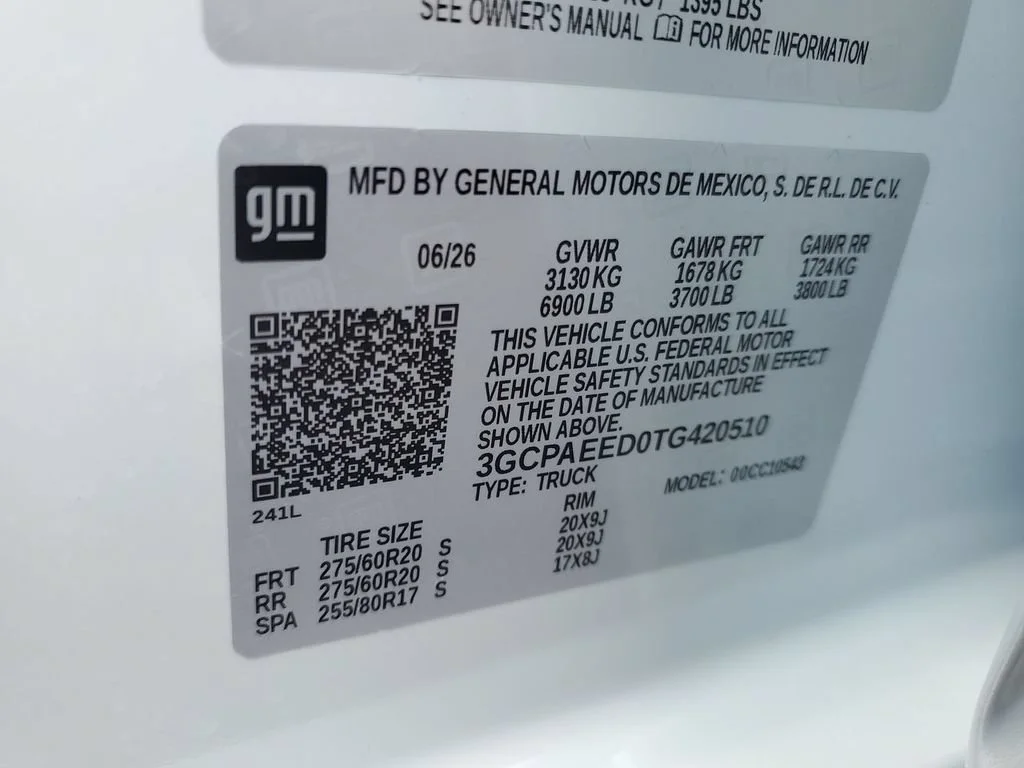 New 2026 Polar White Tricoat Chevrolet LTZ image 41