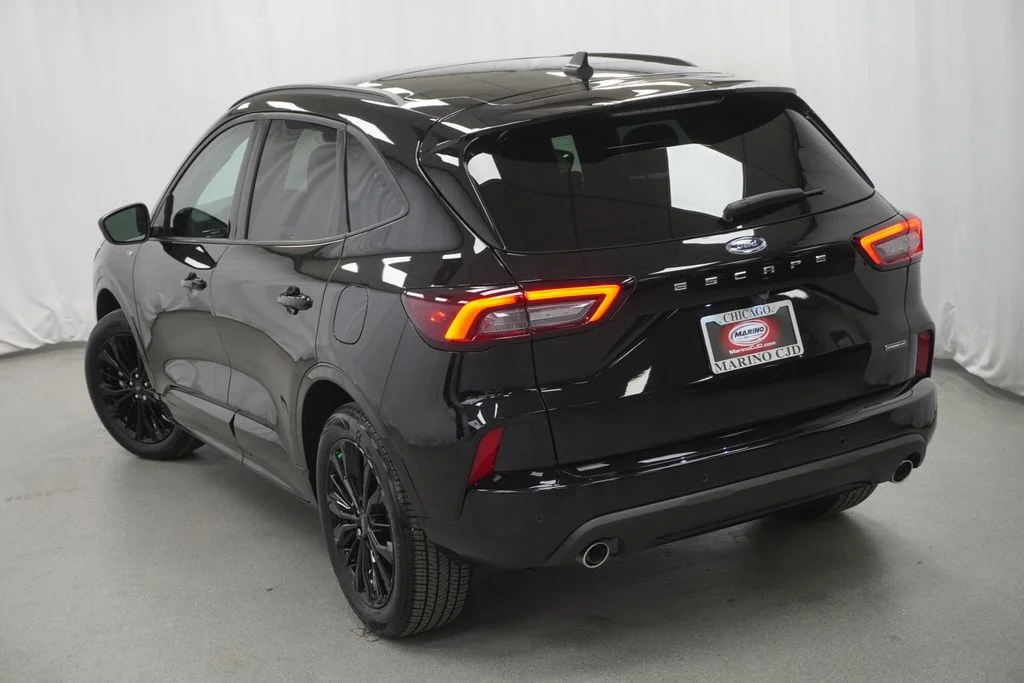 Used 2025 Black Ford ST-Line Elite image 12