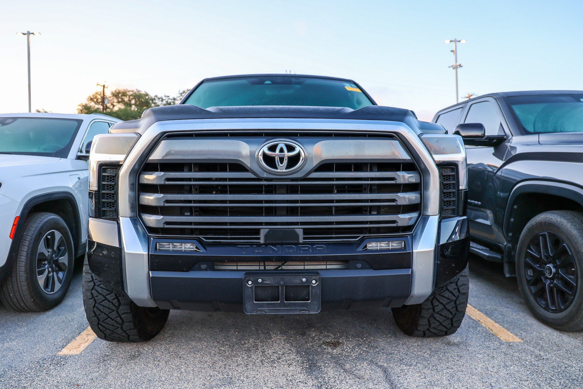 Used 2024 MIDNIGHT BLACK ME Toyota Limited image 3