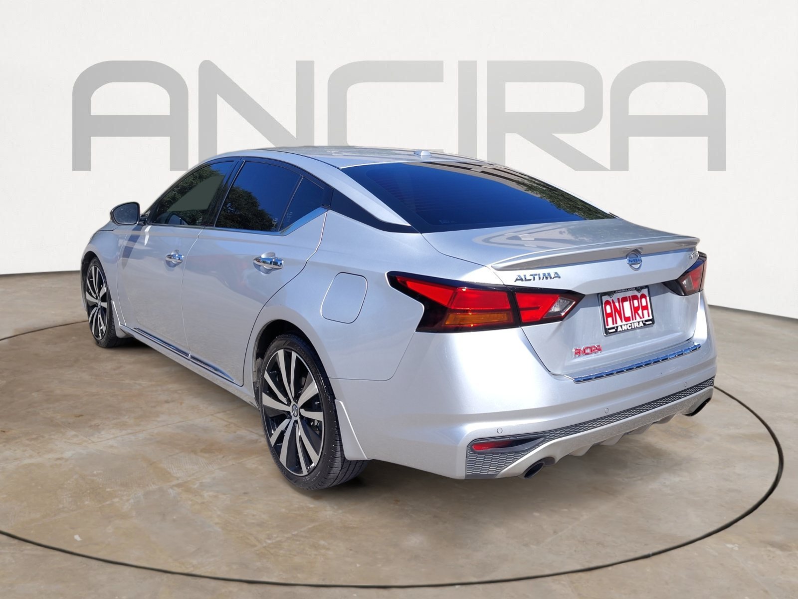 Used 2020 Brilliant Silver Metallic Nissan 2.5 Platinum image 8