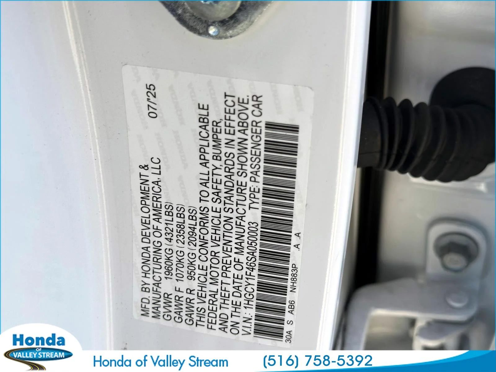 Certified Used 2025 Platinum White Pearl Honda SE image 17