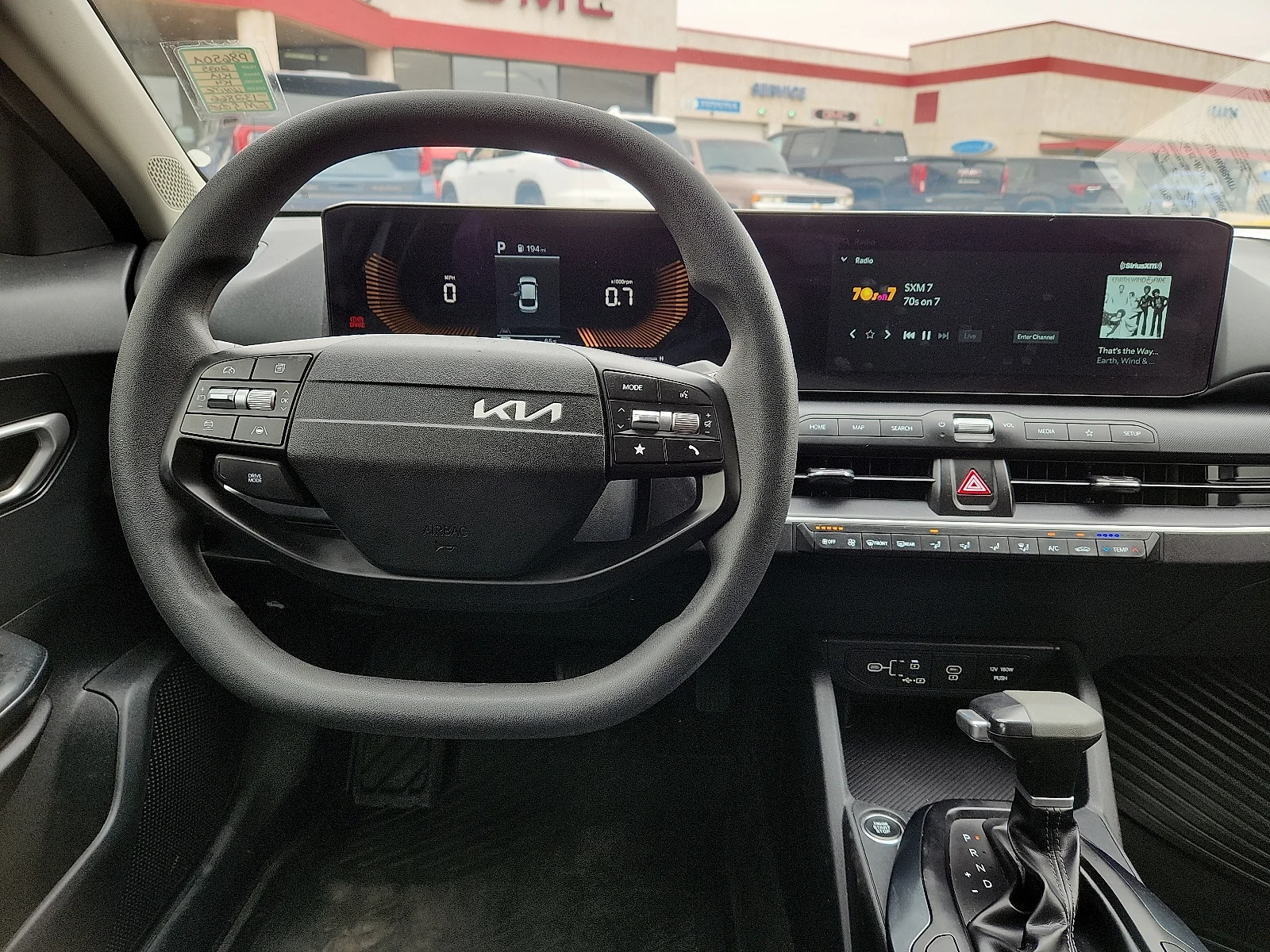 Used 2025 White Kia LXS image 11
