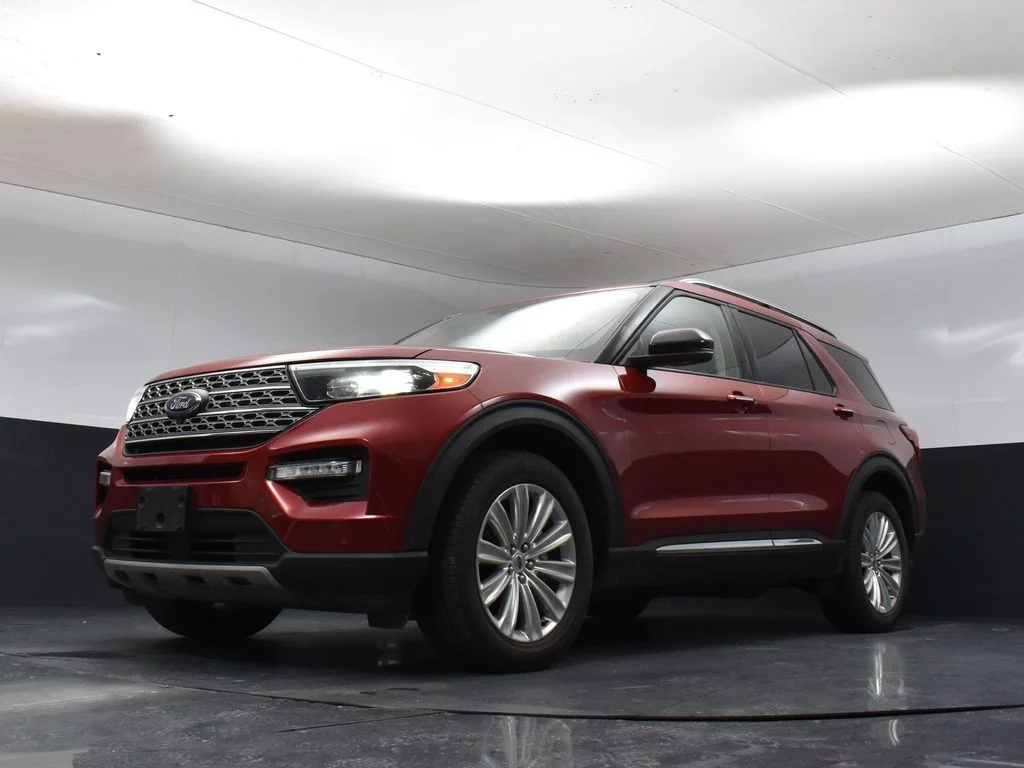 Used 2022 Red Ford Limited image 12
