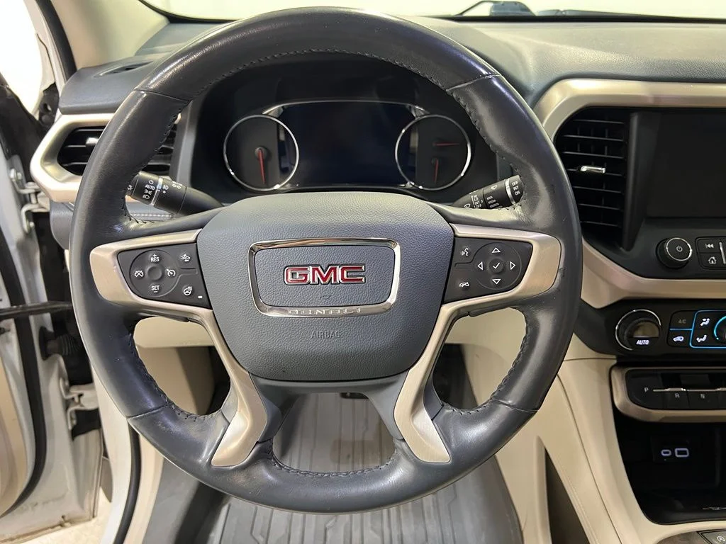Used 2020 White GMC Denali image 19