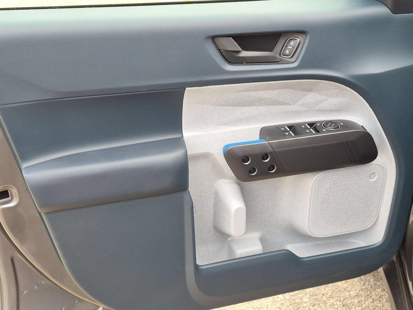 New 2026 Carbonized Gray Metallic Ford XLT image 14