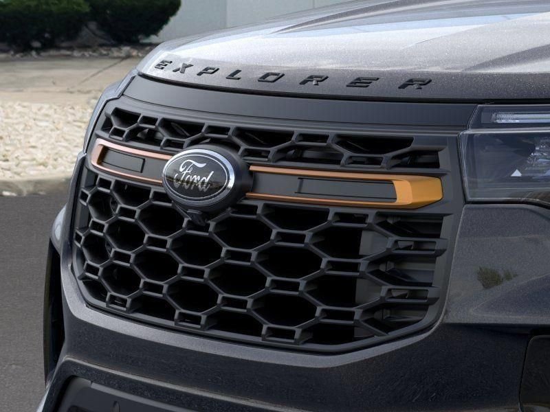 New 2026 Agate Black Metallic Ford Tremor® image 18