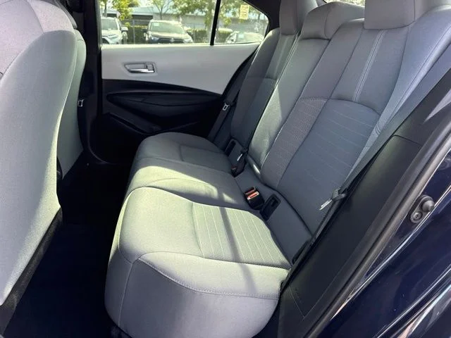 Used 2025  Toyota SE image 19