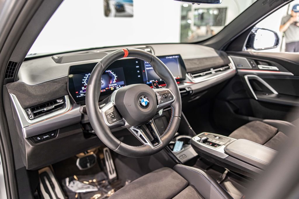 Used 2026 Gray BMW M35i image 21