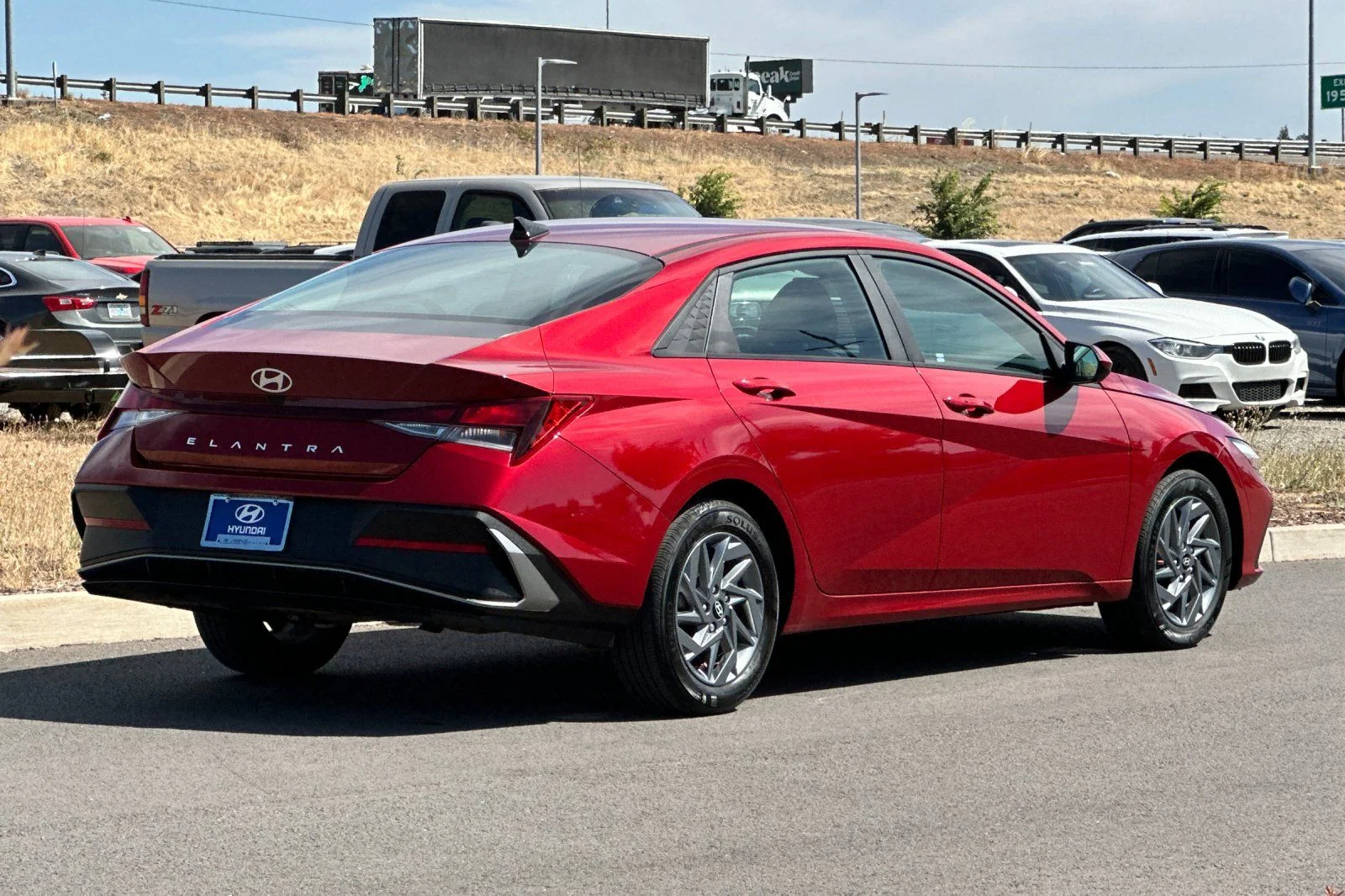 Used 2024 Red Hyundai SEL image 3