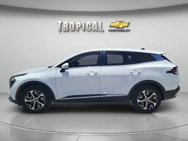 Used 2024 White Kia EX image 2