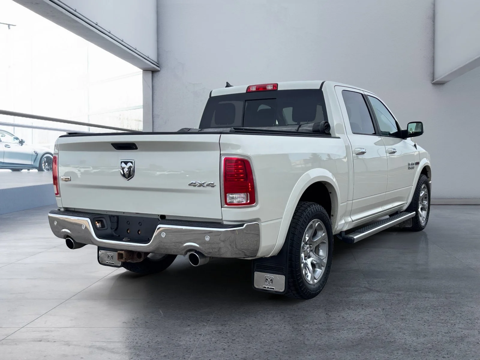 Used 2018 White Ram Laramie image 5