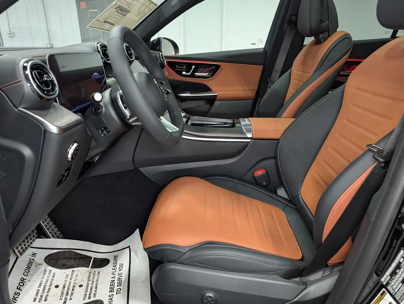Certified Used 2026 Black Mercedes-Benz GLC 300 image 4